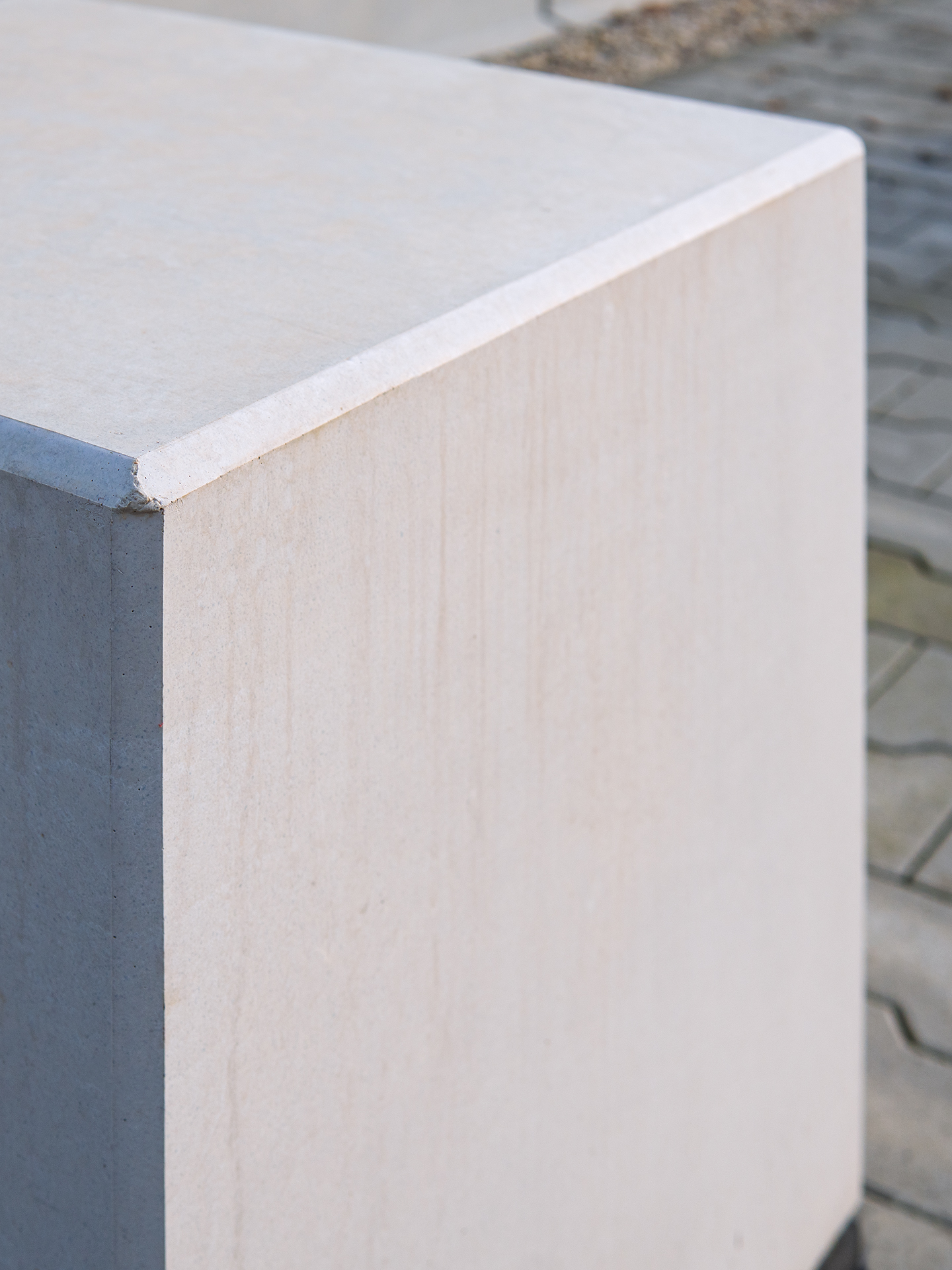 Freigeformte, skulpturale oder funktionale Elemente mit besonderem architektonischem Anspruch 